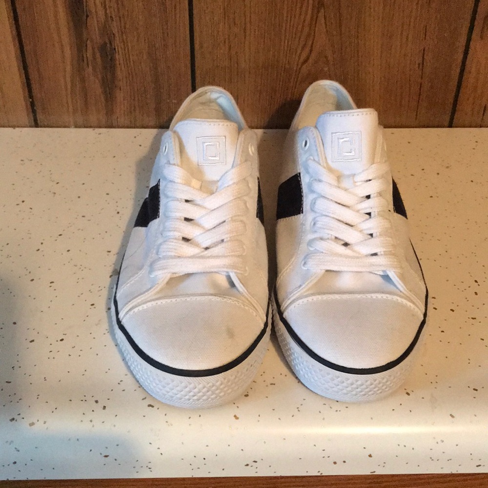 Woman’s White Chaps Sneakers